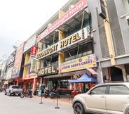 Exterior 5 Moon Night Hotel Batu Caves