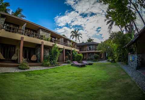 Exterior Reef Retreat Resort