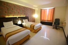 Bedroom Grand Surabaya Hotel