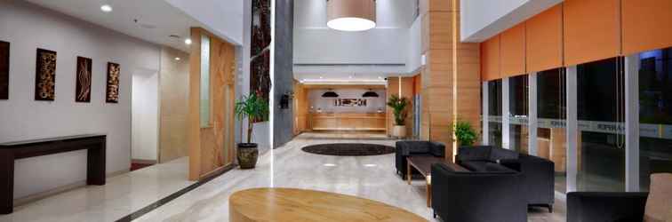 Lobby Harper MT Haryono, Cawang by ASTON