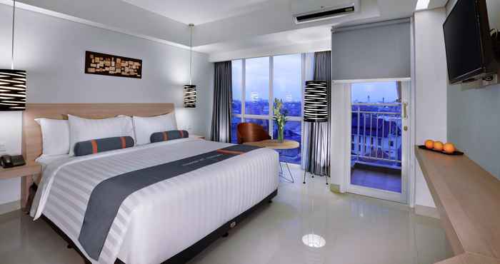 Bedroom Harper MT Haryono, Cawang by ASTON