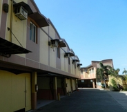 Bangunan 4 Hollywood Suites and Resorts - Meycauayan