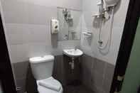 In-room Bathroom Hotel Zamburger Sri Petaling