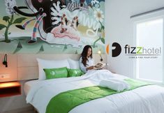 Bedroom 7 Fizz Hotel Lombok
