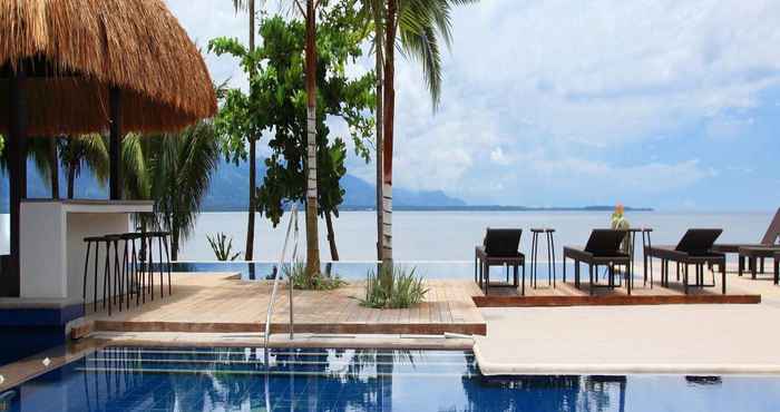 Kolam Renang Hijo Resorts Davao Managed by Enderun Hospitality Management