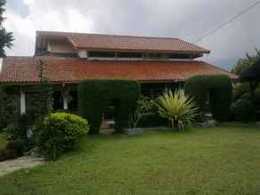 ภายนอกอาคาร 4 Villa Manis Lembang