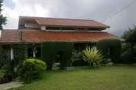 Exterior Villa Manis Lembang