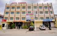 Exterior 3 OYO 90118 Hotel Diamond Syariah