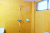 Toilet Kamar Little Home Guesthouse