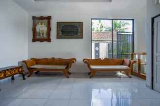 Lobby 4 Medical Kost Syariah