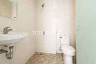 Toilet Kamar Lovely Room Near Pacific Place & Plaza Semanggi at W Mampang Residence (WMR)