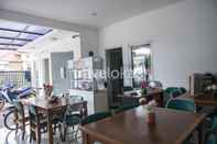 Restaurant Lovely Room Near Pacific Place & Plaza Semanggi at W Mampang Residence (WMR)