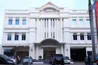 Bên ngoài Hotel Astoria Lampung