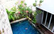 Swimming Pool 4 Inkuta Residence & Villa