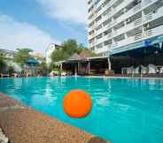 Swimming Pool 2 Marine Paradise Encore