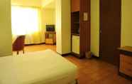 Kamar Tidur 4 Oasis Country Resort