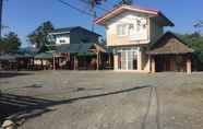 Exterior 4 Lee Yon's Oceanfront Inn