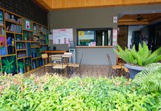 ล็อบบี้ 6 Warm Well Hostel