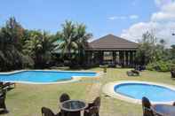 สระว่ายน้ำ Hotel Kimberly Tagaytay