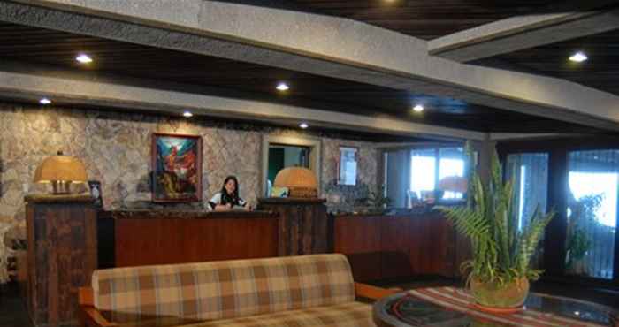 ล็อบบี้ Green Valley Baguio Hotel and Resort