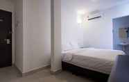 Kamar Tidur 7 D'Nice Hotel