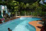 Swimming Pool Villa Aloncia Inland Resort