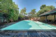 Swimming Pool The River Kwai Bridge Resort