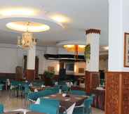 Restaurant 5 Grand Malindo Hotel.