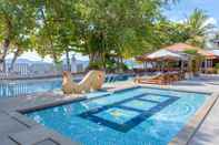 Swimming Pool By The Sea Hotel Phuket