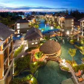 Mai Holiday by Mai Khao Lak1 , 飯店达瓜巴县