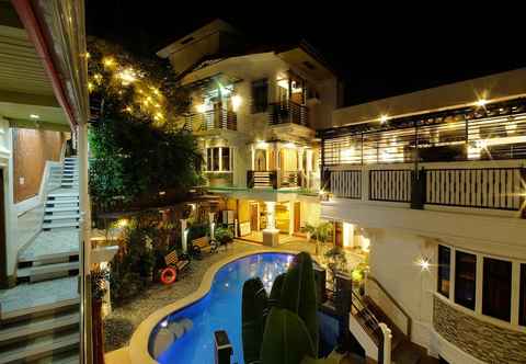 Swimming Pool Coron Bancuang Mansion