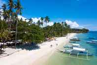 Common Space Pyramid Beach Resort Bohol