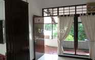 ห้องนอน 7 Low-cost Room near Alrion Plaza for Female (CIP)