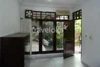 ล็อบบี้ Low-cost Room near Alrion Plaza for Female (CIP)