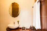 In-room Bathroom Chaipura Resort