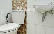 Toilet Kamar 5 Homey Residence near Mall Taman Anggrek (HORE)