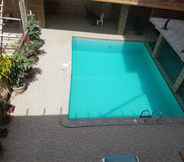 Swimming Pool 7 R2R Bayview Inn