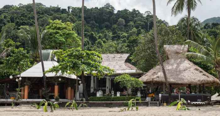 Bangunan Nature Beach Resort