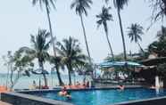 Kolam Renang 4 Nature Beach Resort