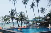 Kolam Renang Nature Beach Resort