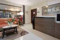 Lobi Mutiara Suites