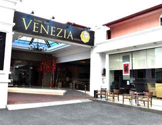 Lobi 2 Subic Bay Venezia Hotel