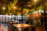 Quầy bar, cafe và phòng lounge Green Forest Bogor