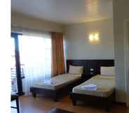 Kamar Tidur 2 Gardenville Hotel