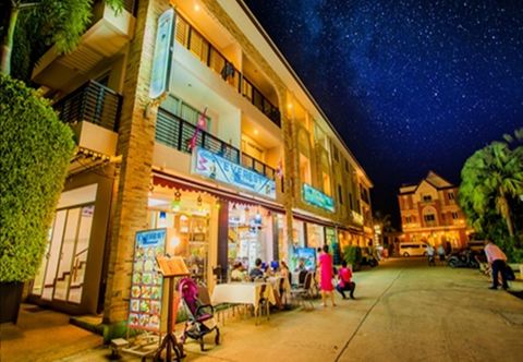 외관 Kata Blue Sea Resort