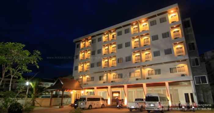 Bangunan Nana Buri Hotel