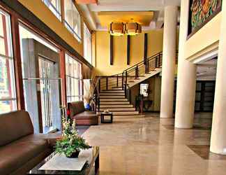 Lobby 2 MO2 Westown Hotel Bacolod - Downtown