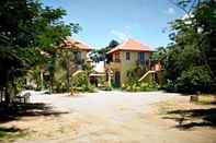 Bangunan SD Beach Resort