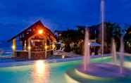 Bangunan 7 Acuatico Beach Resort