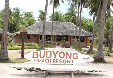 Exterior Budyong Beach Resort 